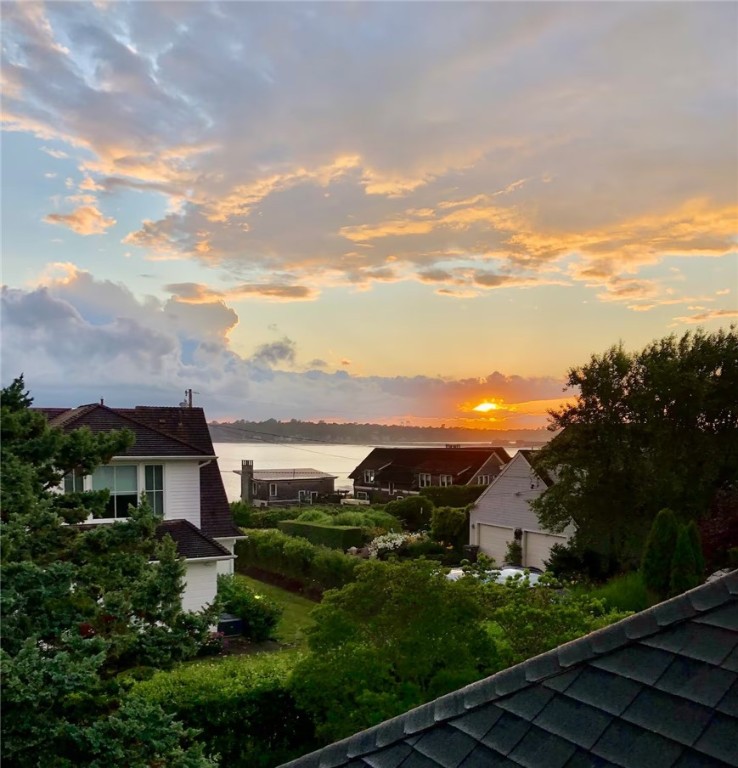 611 Wolcott Avenue Middletown, RI 02842 - Photo 23 of 31