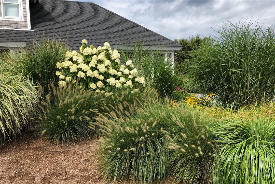 611 Wolcott Avenue Middletown, RI 02842 - Photo 25 of 31