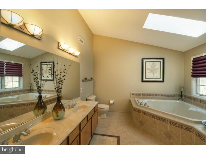 1449 Wrightstown Road Newtown, PA 18940 - Photo 12 of 25 Gallery Image 12
