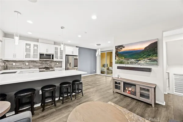 $3,600 | 925 Clementine Court, Unit C, Azusa, CA 91702