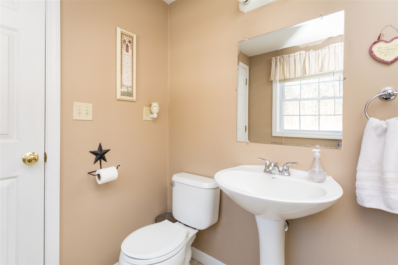 47 Ridgeview Drive Milton, NH 03851 - Photo 9 of 40