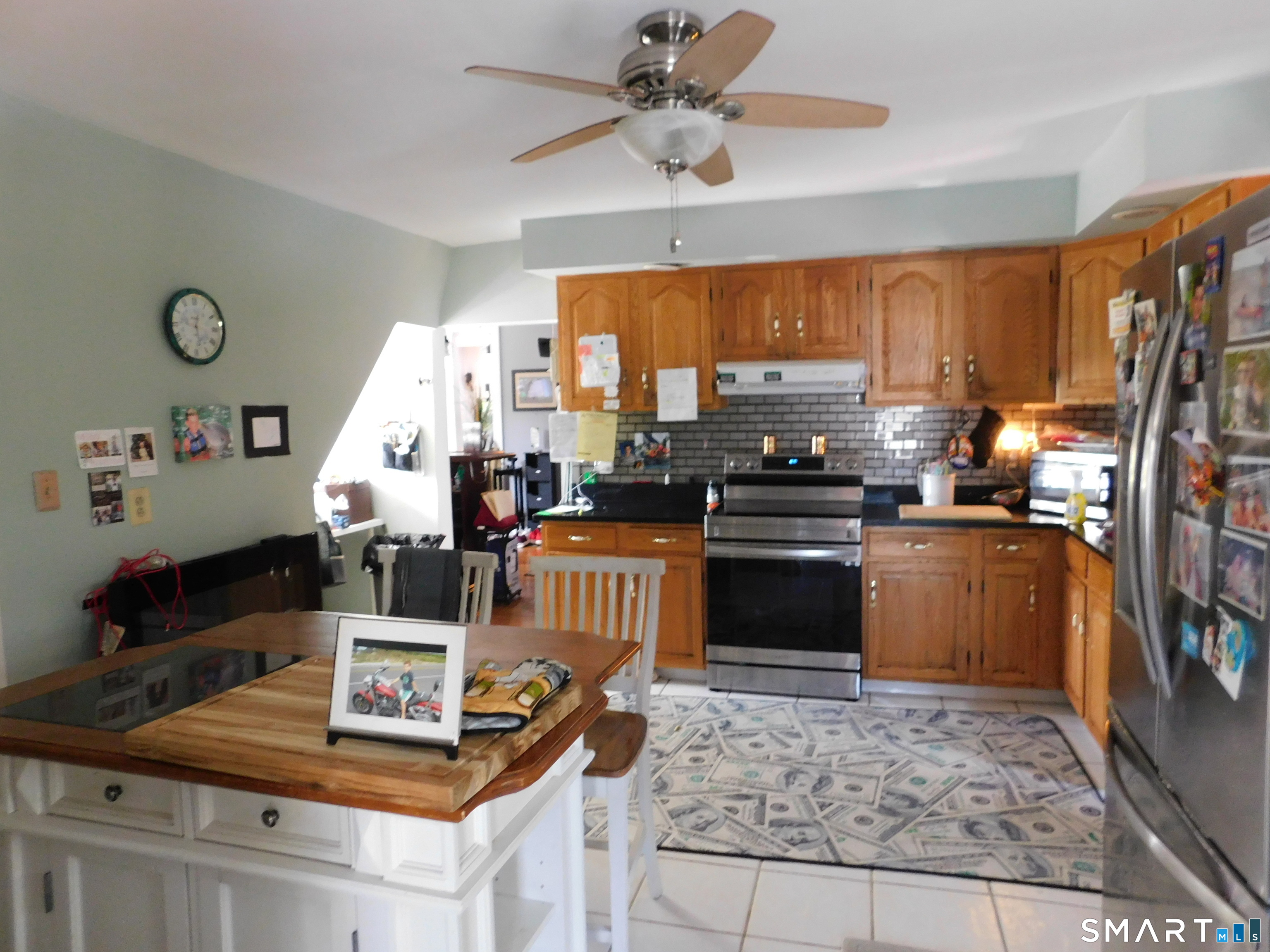 451 Circular Avenue, Unit 2 Hamden, CT 06514 - Photo 1 of 16 Gallery Image 1