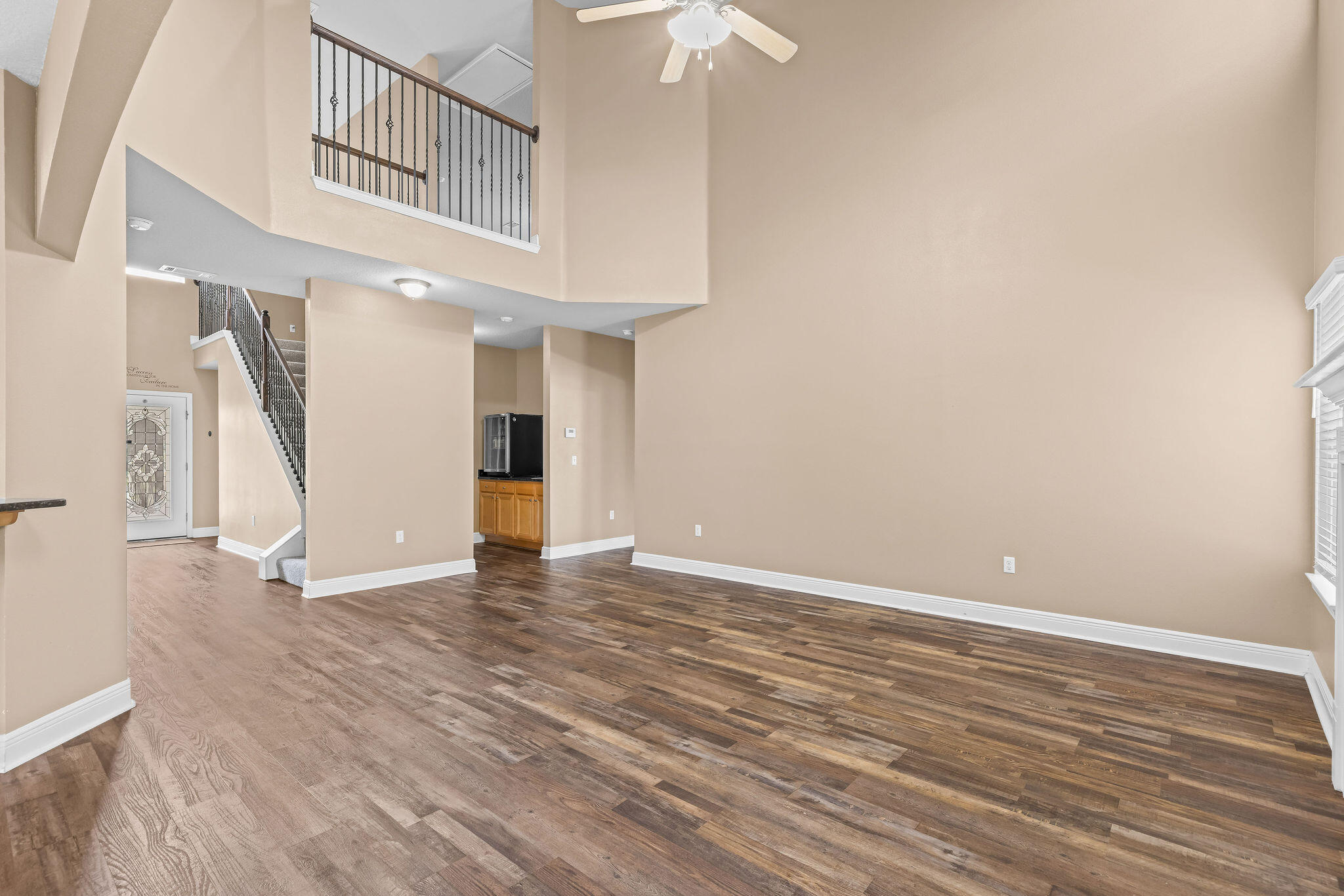 481 Windchime Way Freeport, FL 32439 - Photo 15 of 45 481WindchimeWayInterior-0382