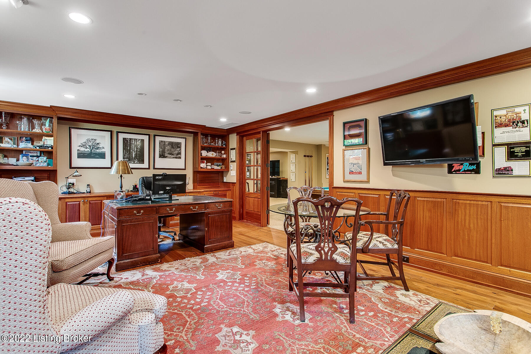 560 Sunset Road Louisville, KY 40206 - Photo 67 of 88 Another view of this stunning and very large room room