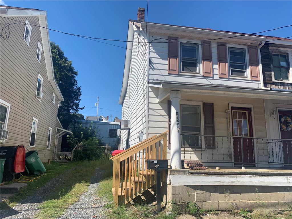 369 East Alley North, Lehighton Borough, PA 18235 Compass