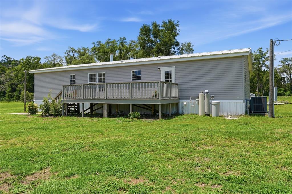 4889 Southwest 35th Trail Bell, FL 32619 - Photo 25 of 45
