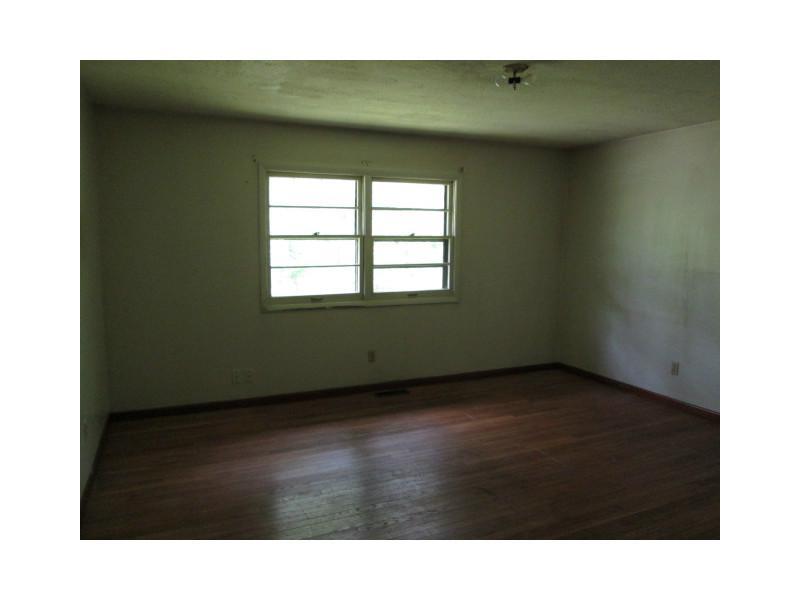 1725 North Raceway Road Indianapolis, IN 46234 - Photo 8 of 15 Gallery Image 8