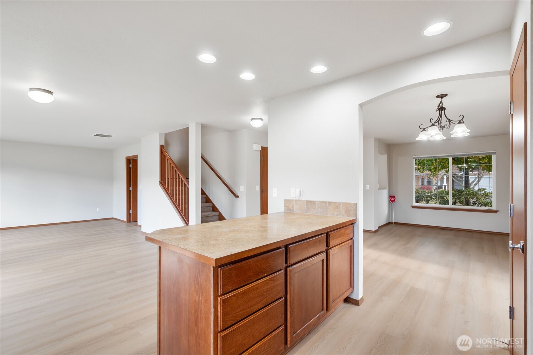 116 Goldmyer Drive Chehalis, WA 98532 - Photo 13 of 38 a view of an entryway