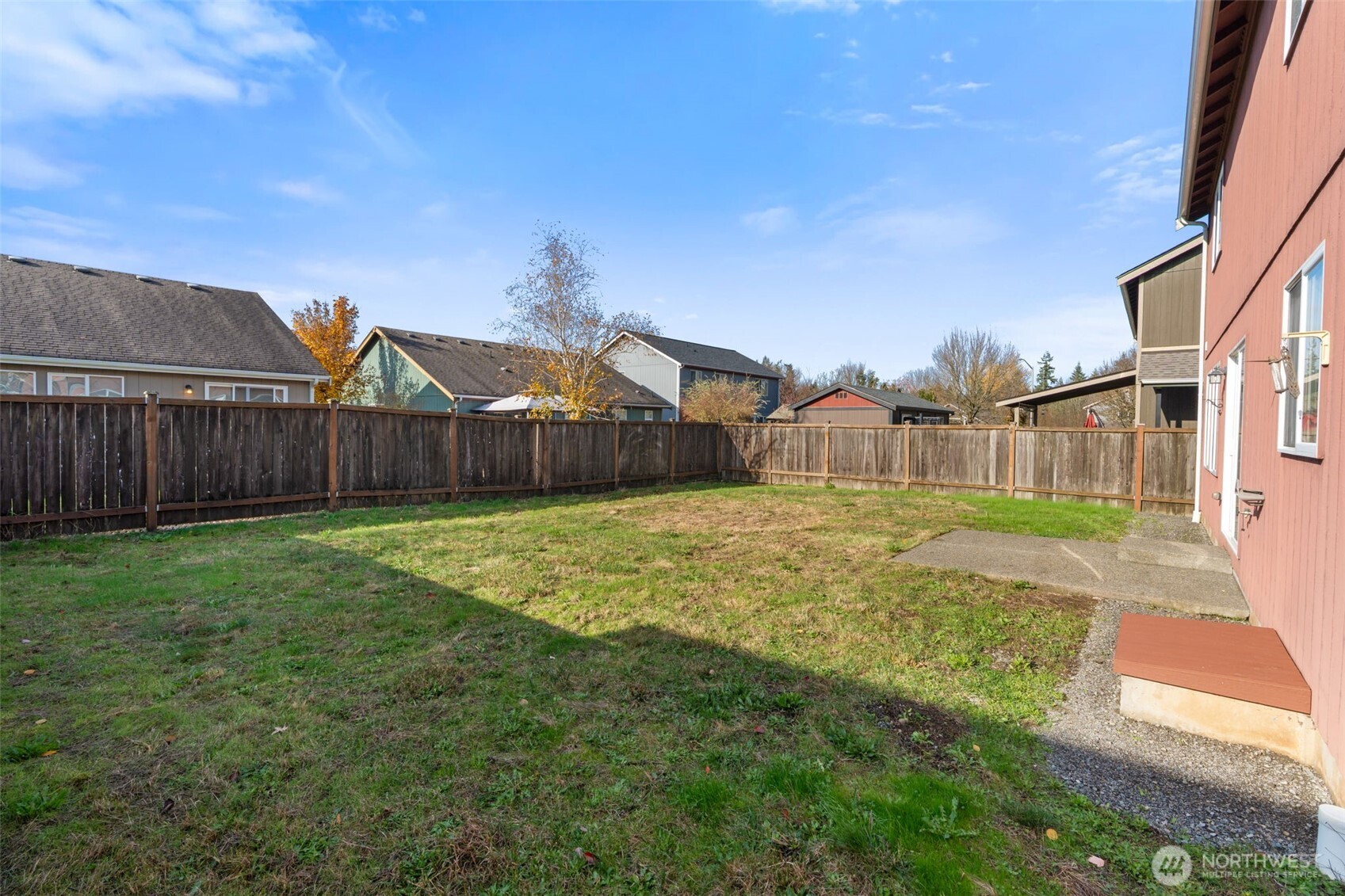 116 Goldmyer Drive Chehalis, WA 98532 - Photo 38 of 38 a front view of a house with garden