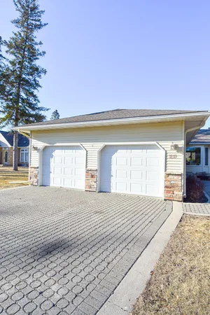 $450,000 | 1217 Taft Street East, Thief River Falls, MN 56701