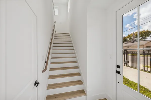 $2,490 | 113 Milby Street, Unit B, Houston, TX 77003