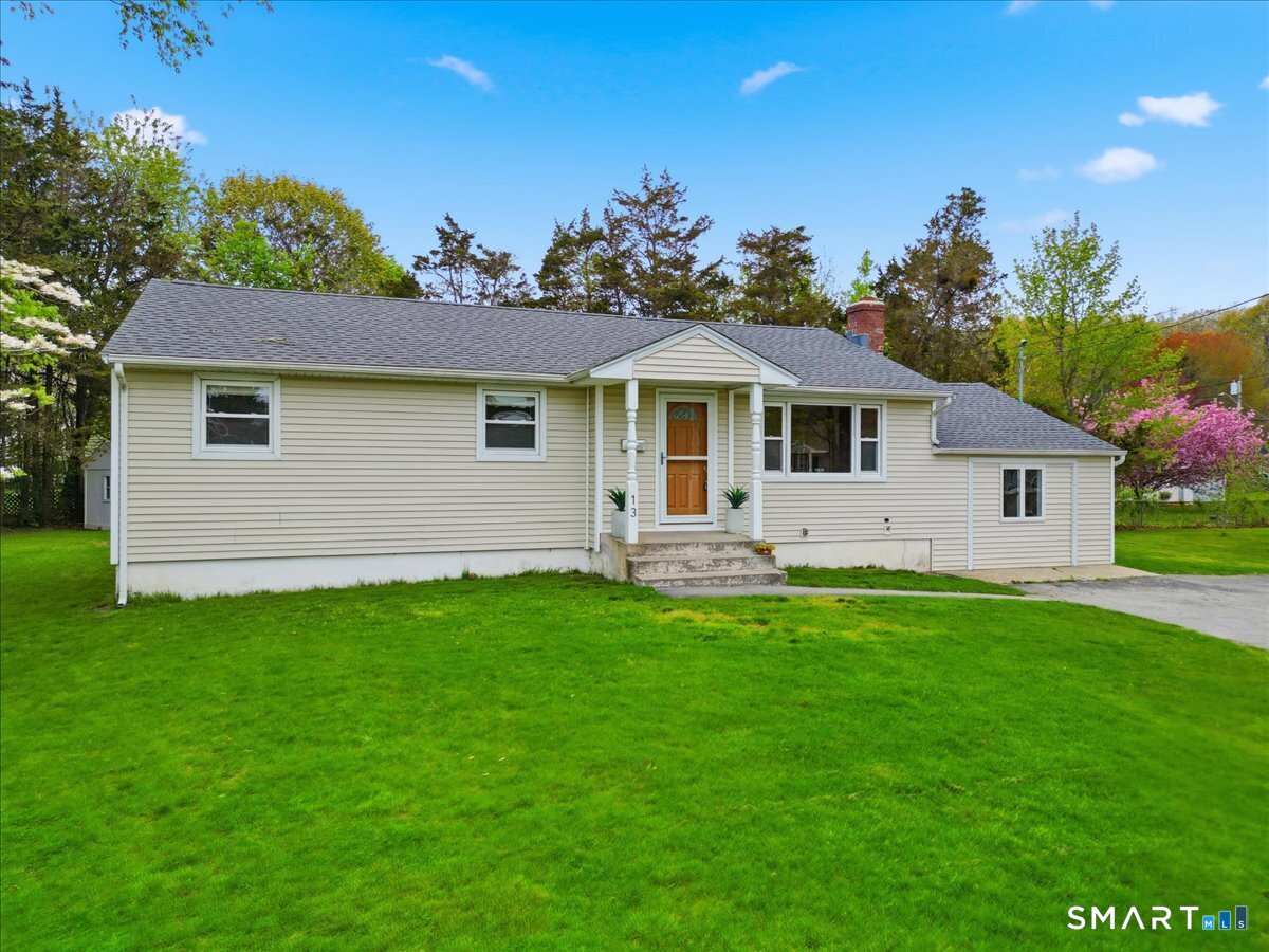 13 Mark Trail Groton, CT 06340 - Photo 1 of 38