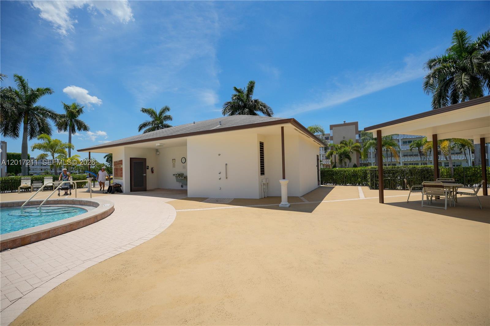4082 Cornwall East, Unit 4082 Boca Raton, FL 33434 - Photo 36 of 46