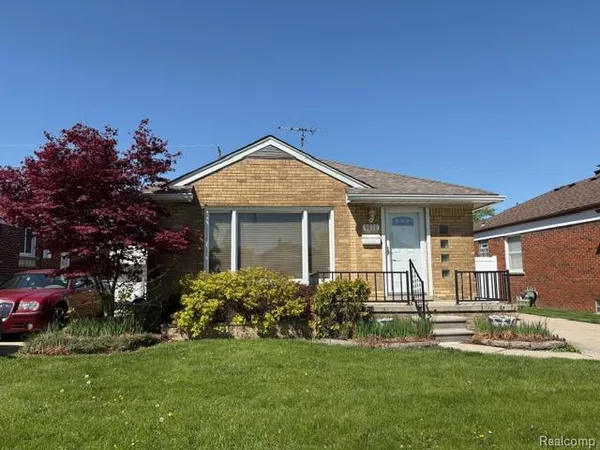 $1,995 | 9820 Rosedale Boulevard, Allen Park, MI 48101