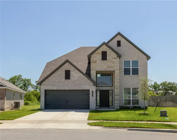 $2,900 | 1386 Kingsgate Drive, Bryan, TX 77807