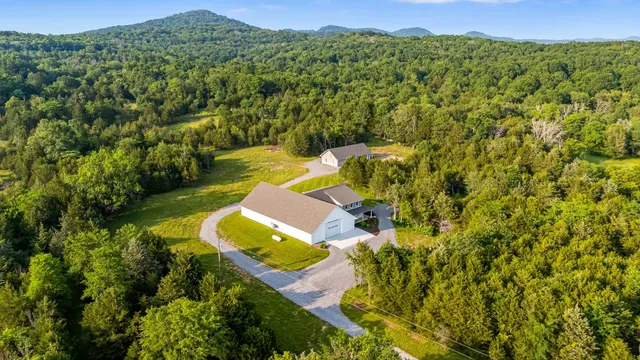 $3,990,000 | 2825 Oregon Road, Milton, TN 37118