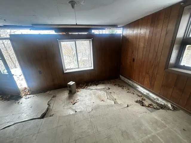 $70,000 | 6380 River Road, Sodus, MI 49126