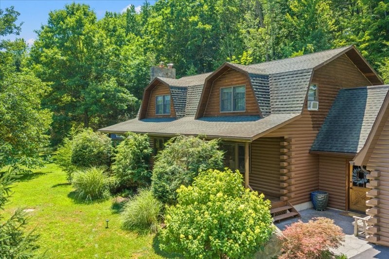 1801 Cummings Road Endicott, NY 13760 - Photo 3 of 44 Gallery Image 3