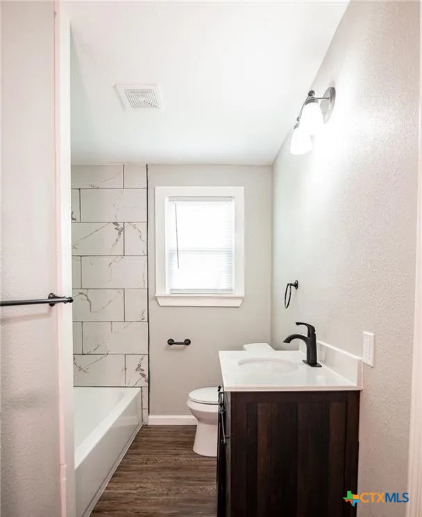 2003 Woodlawn Street, Unit FRONT Victoria, TX 77901 - Photo 16 of 22