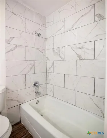 $1,350 | 2003 Woodlawn Street, Unit FRONT, Victoria, TX 77901