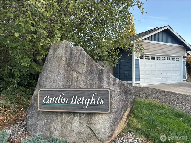 a view of outdoor space with sign board