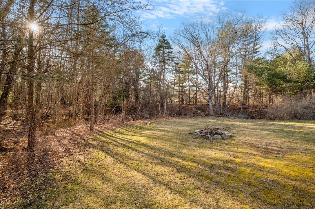 27 Steere Farm Road Burrillville, RI 02830 - Photo 11 of 40 Gallery Image 11