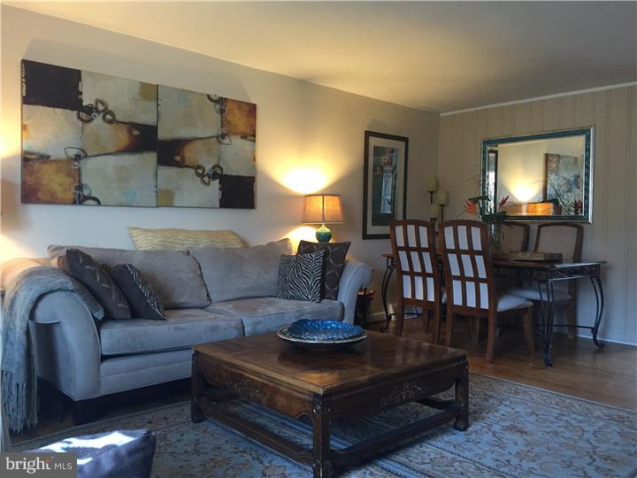 1124 Vernon Road Philadelphia, PA 19150 - Photo 2 of 16 Gallery Image 2