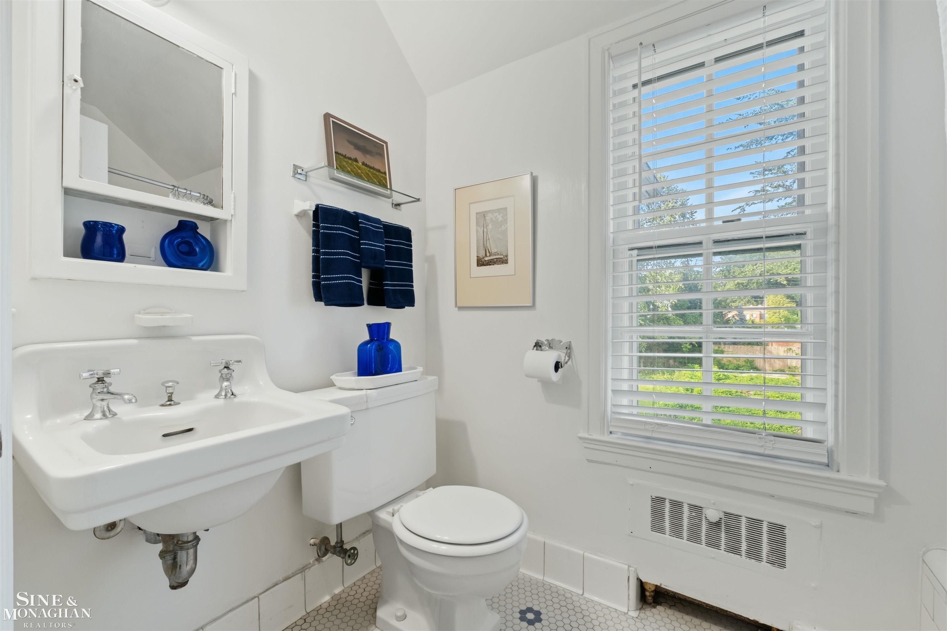 124 Merriweather Road Grosse Pointe Farms, MI 48236 - Photo 58 of 77 Gallery Image 58