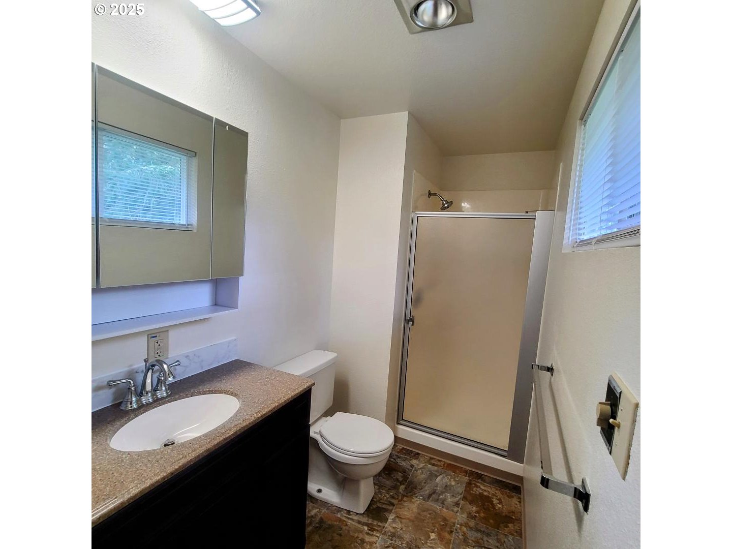 57178 Gladewood Road Coquille, OR 97423 - Photo 16 of 29 Attached Bathroom #1