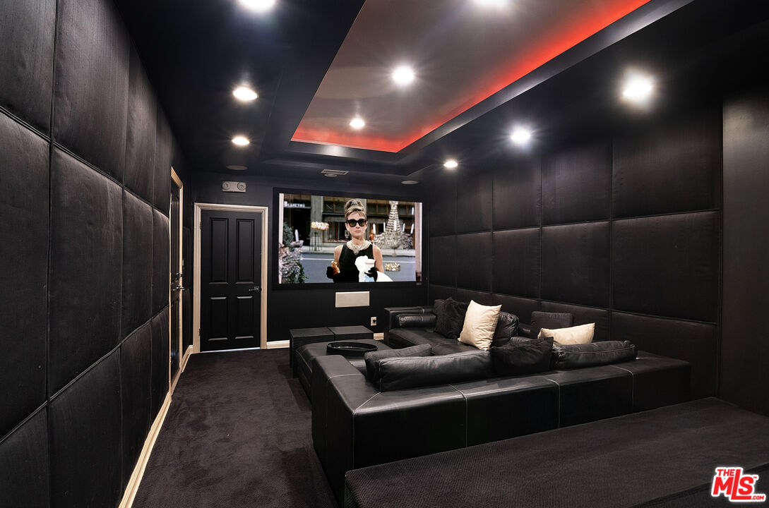 4054 Stone Canyon Avenue Sherman Oaks, CA 91403 - Photo 31 of 75