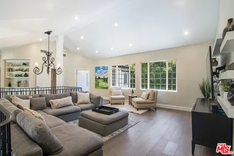$4,299,000 | 4054 Stone Canyon Avenue, Sherman Oaks, CA 91403