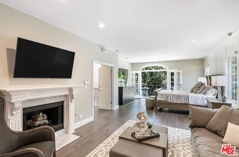 $4,299,000 | 4054 Stone Canyon Avenue, Sherman Oaks, CA 91403