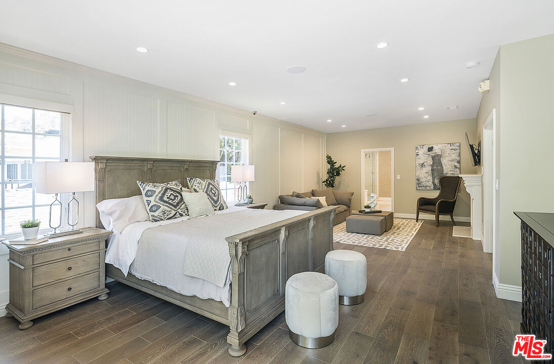 4054 Stone Canyon Avenue Sherman Oaks, CA 91403 - Photo 45 of 75