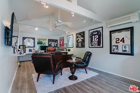 $4,299,000 | 4054 Stone Canyon Avenue, Sherman Oaks, CA 91403