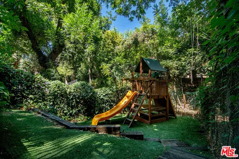 $4,299,000 | 4054 Stone Canyon Avenue, Sherman Oaks, CA 91403