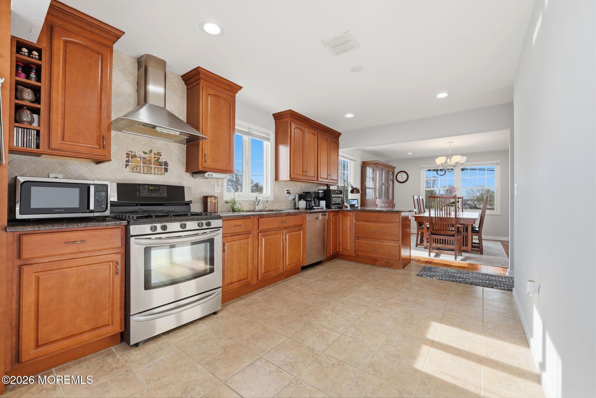 10 Minturn Road Toms River, NJ 08753 - Photo 31 of 42 19_10_Minturn_-_Cynthia_019