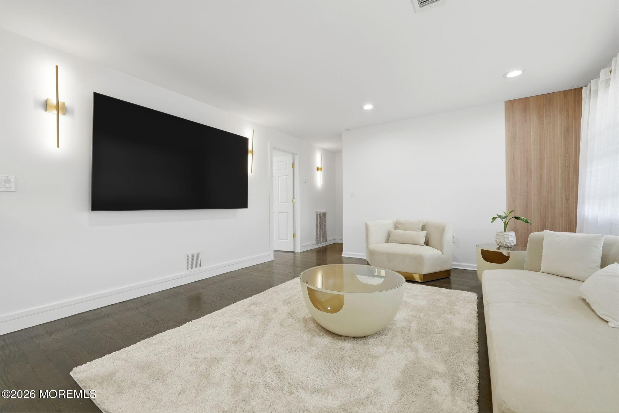 10 Minturn Road Toms River, NJ 08753 - Photo 7 of 42 16_10_Minturn_-_Cynthia_016