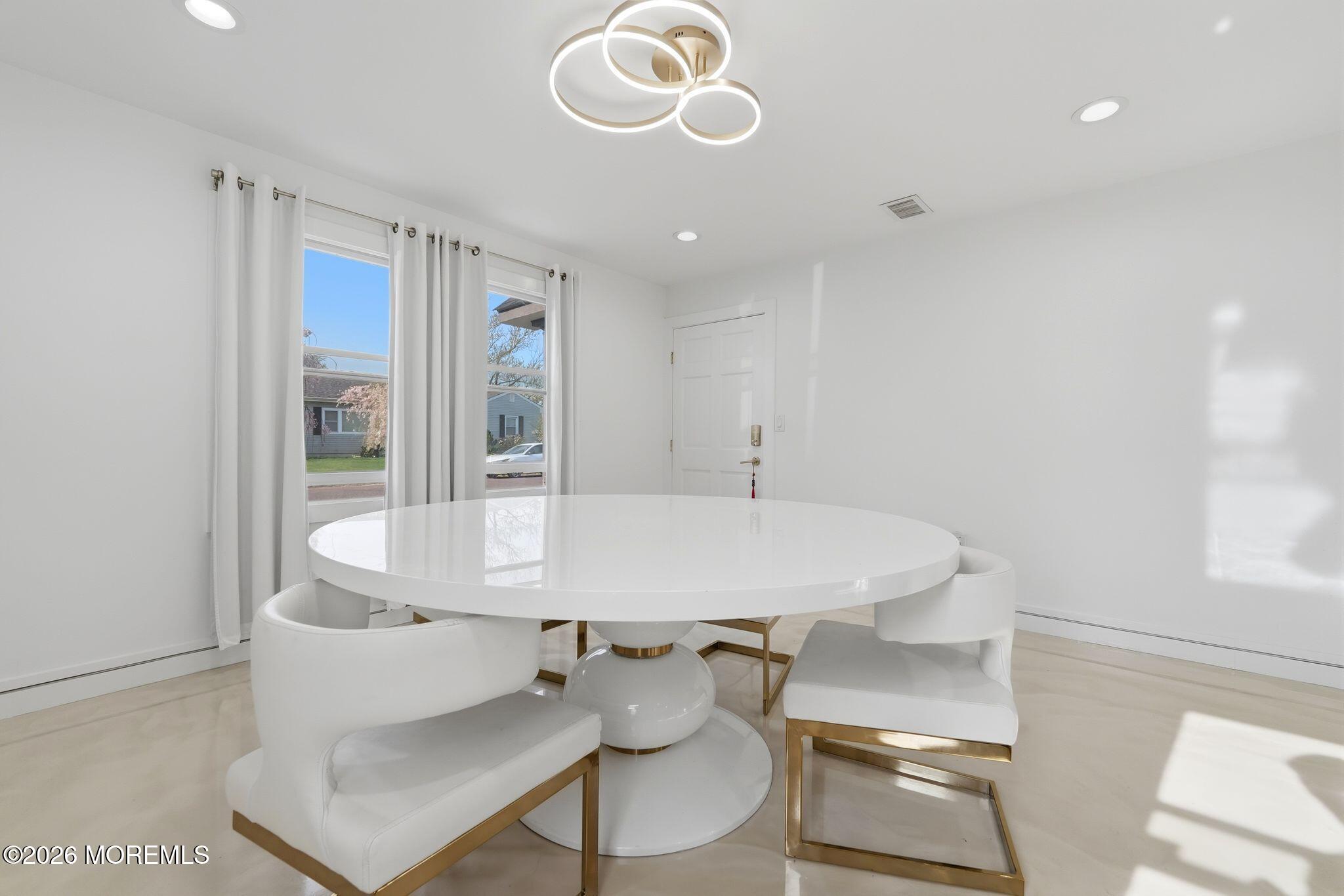 10 Minturn Road Toms River, NJ 08753 - Photo 8 of 42 27_10_Minturn_-_Cynthia_027