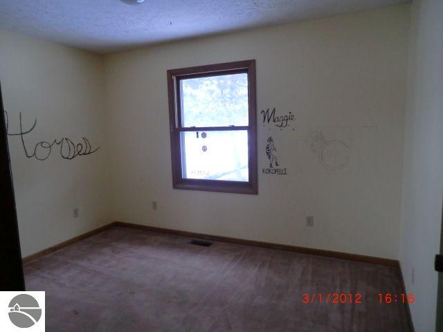 1345 North Keystone Road Traverse City, MI 49696 - Photo 10 of 24 1733662-9.JPG