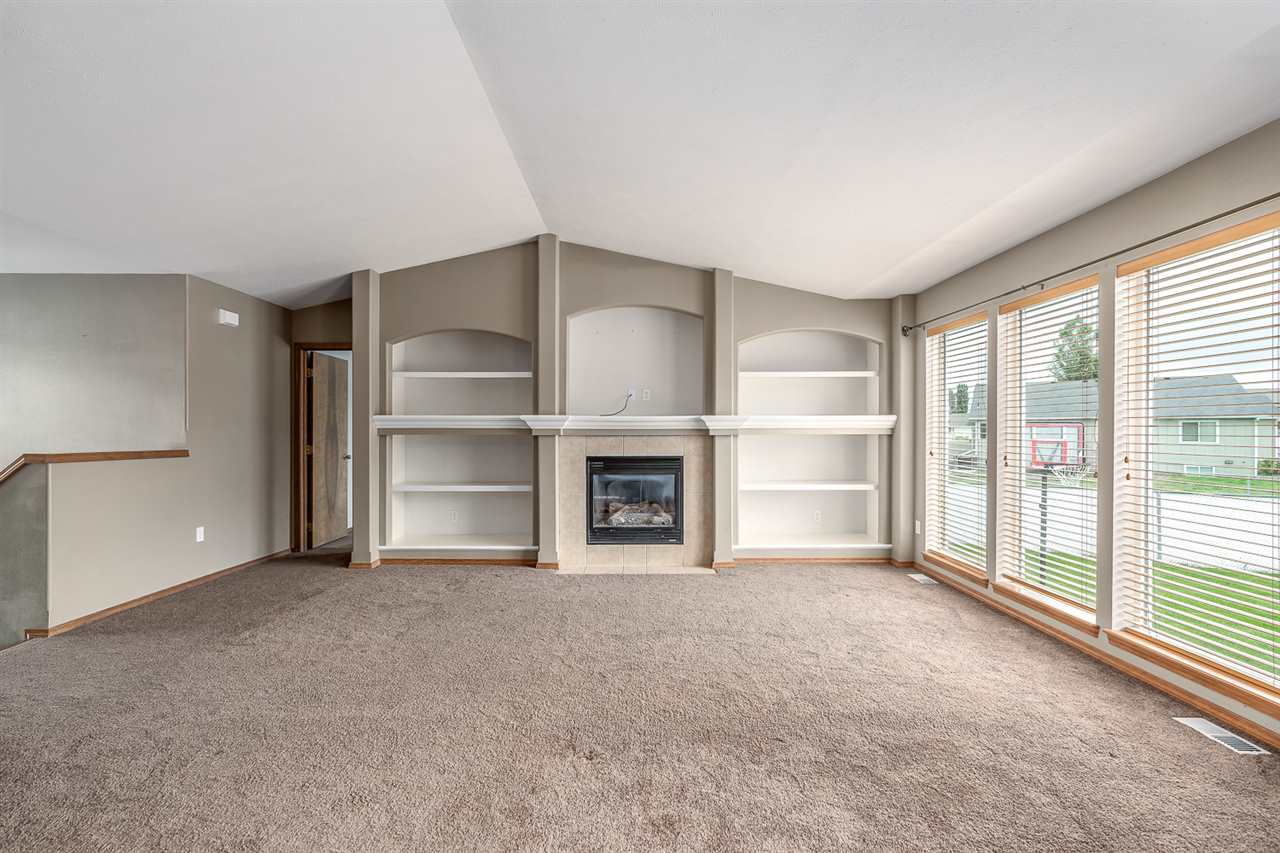 18 East Handy Road Colbert, WA 99005 - Photo 2 of 20