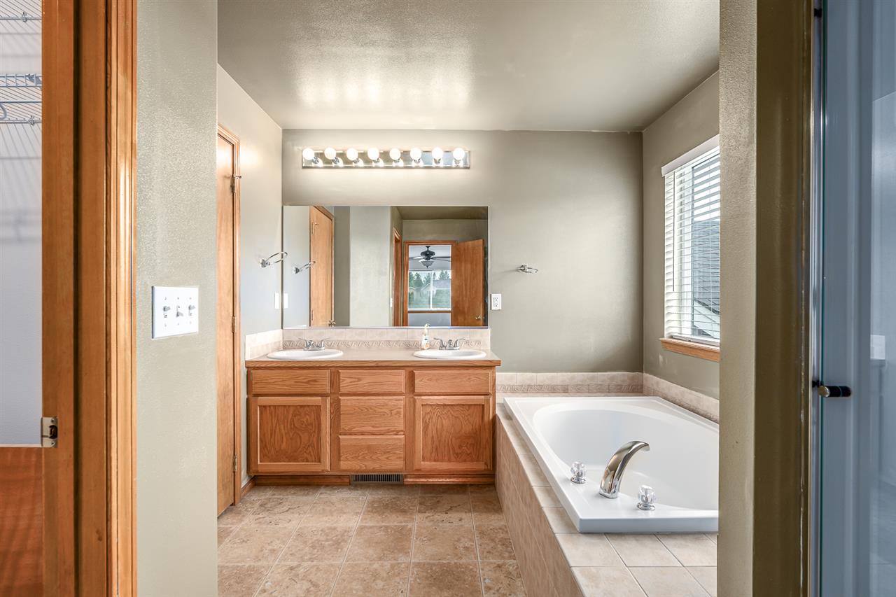 18 East Handy Road Colbert, WA 99005 - Photo 8 of 20