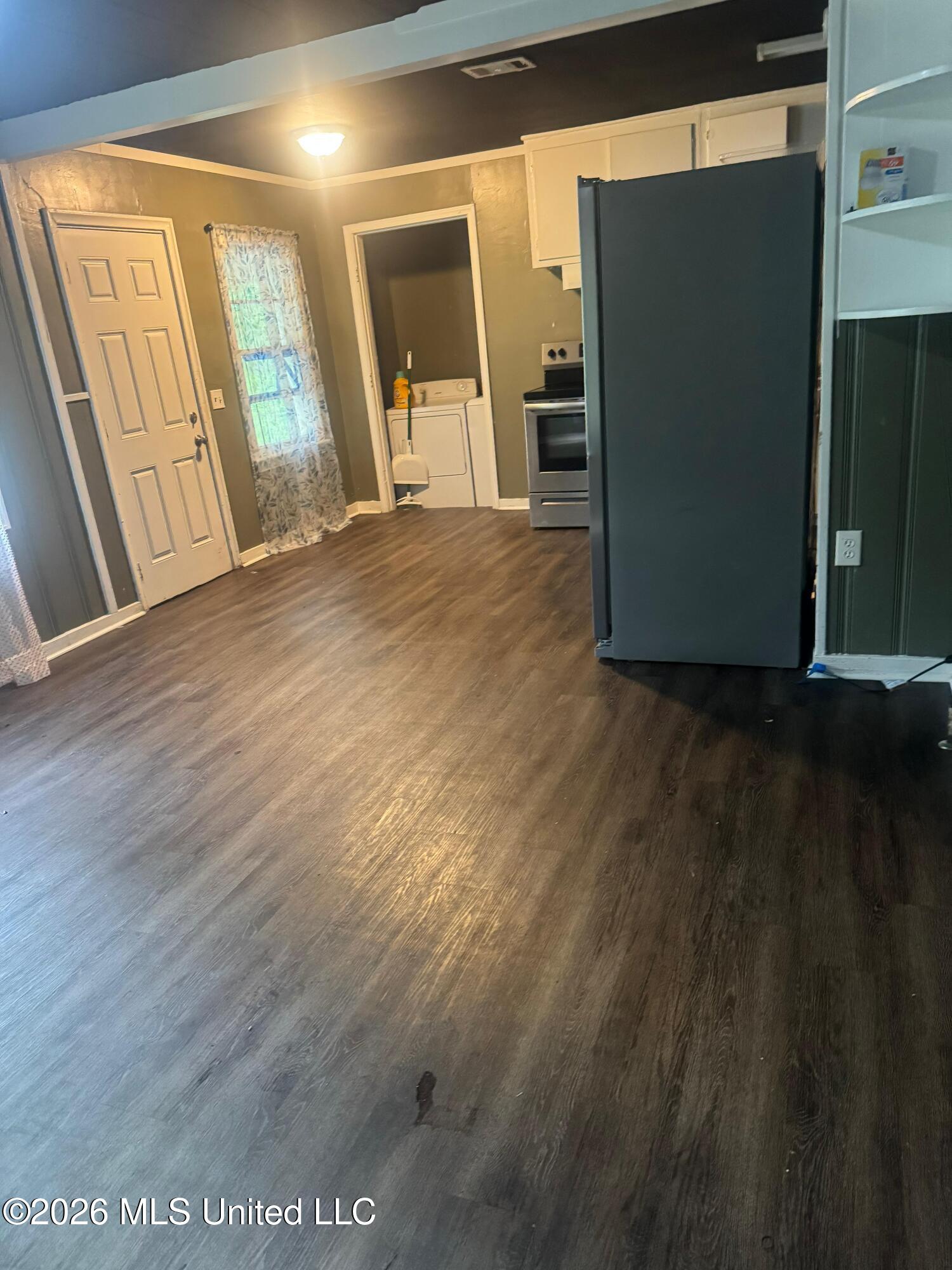 4167 Del Rosa Drive Jackson, MS 39206 - Photo 8 of 20 WhatsApp Image 2026-06-16 at 5.09.50 PM