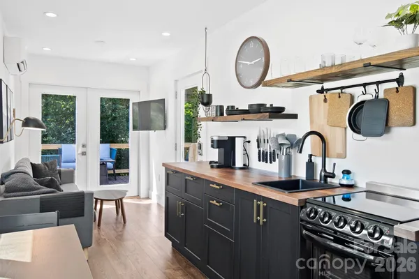 $495,000 | 8 George Allen Ridge, Unit A & B, Arden, NC 28704