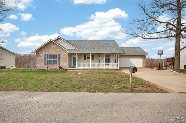$319,900 | 20235 Harlequin Lane, Dixon, MO 65459