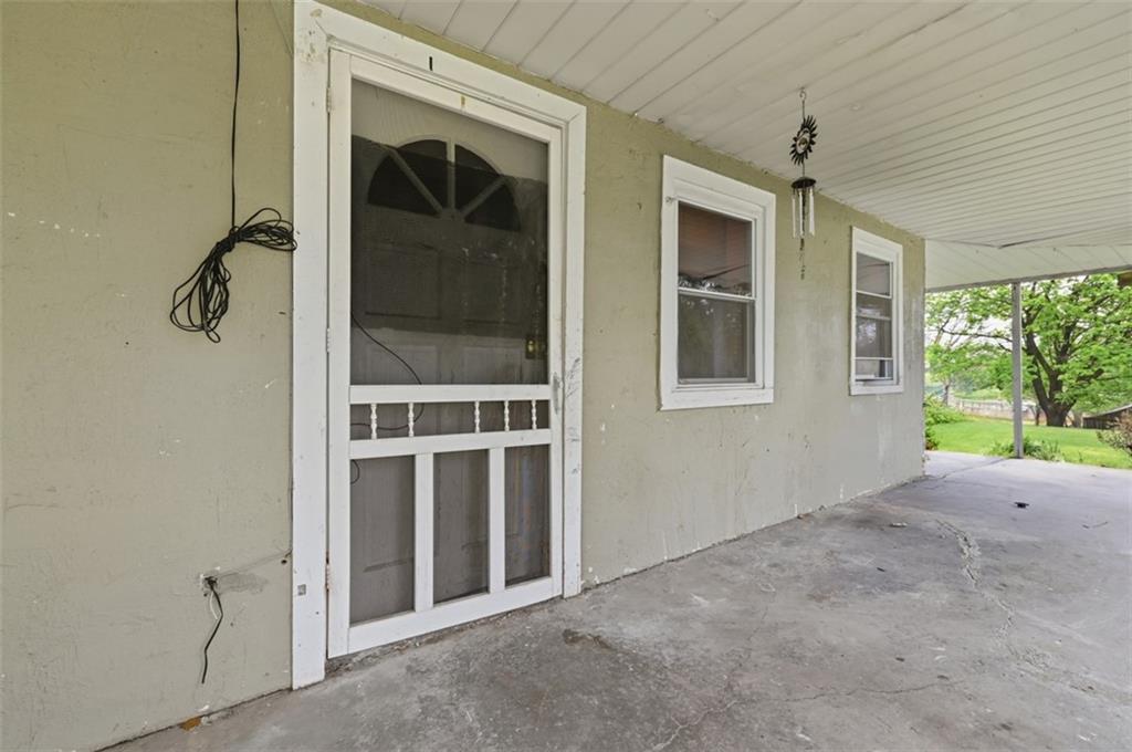 96 Meanor Street Imperial, PA 15126 - Photo 21 of 44 a view of an empty room with a window