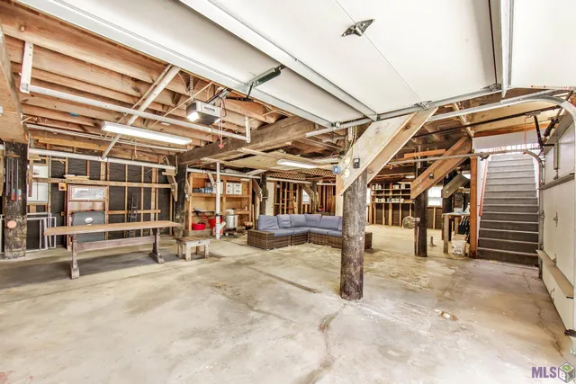 $315,000 | 3517 Highway 1, Grand Isle, LA 70358