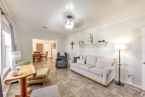 $315,000 | 3517 Highway 1, Grand Isle, LA 70358