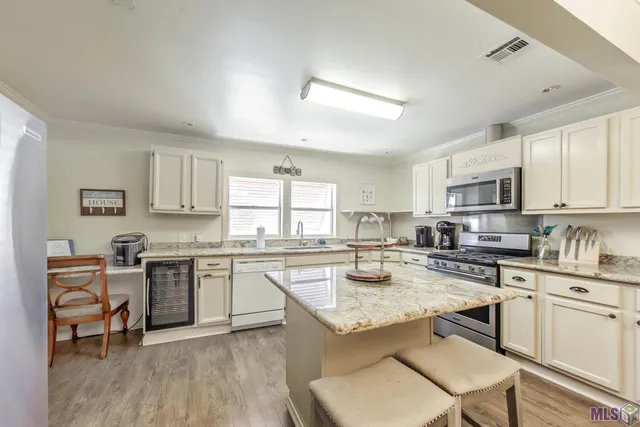 $315,000 | 3517 Highway 1, Grand Isle, LA 70358