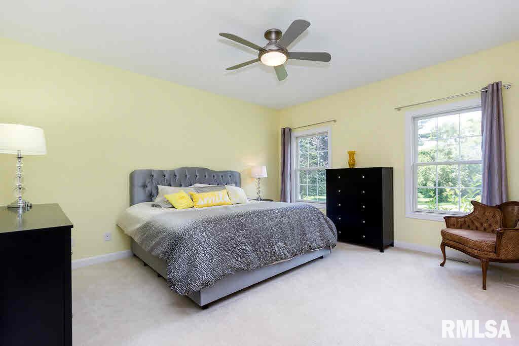 1075 Kimberly Ridge Road Bettendorf, IA 52722 - Photo 10 of 24 Gallery Image 10