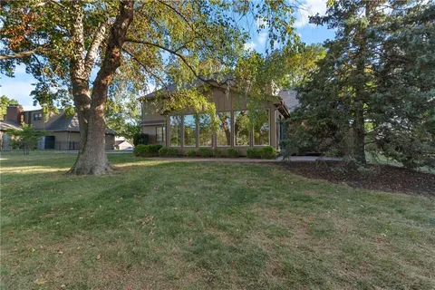 $615,000 | 9604 West 106th Street, Overland Park, KS 66212